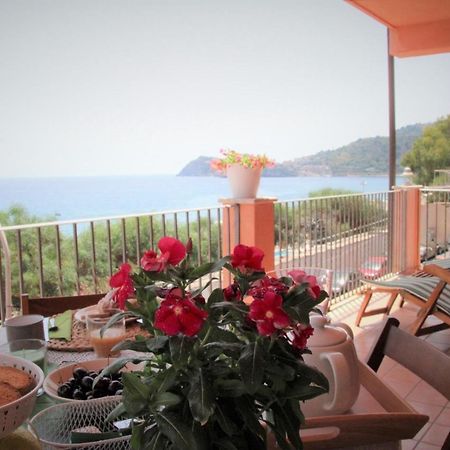 Poseidone Sea Apartment Taormina Мацео Екстериор снимка