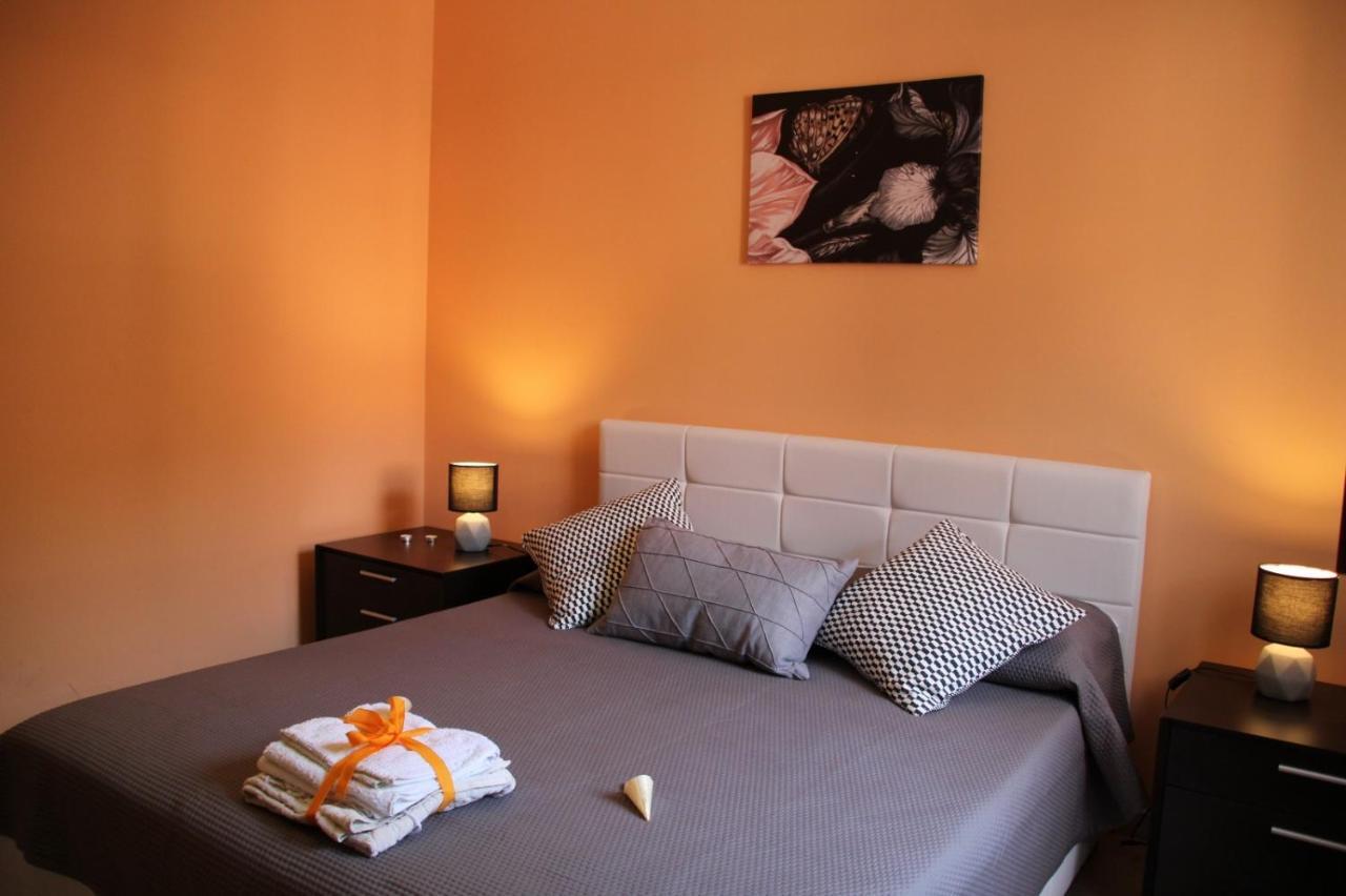 Poseidone Sea Apartment Taormina Мацео Екстериор снимка
