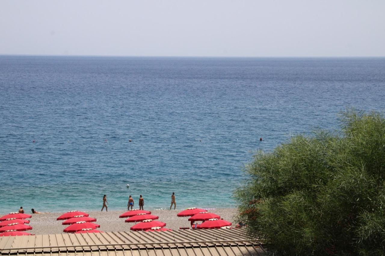 Poseidone Sea Apartment Taormina Мацео Екстериор снимка