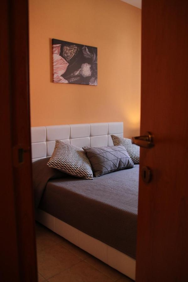 Poseidone Sea Apartment Taormina Мацео Екстериор снимка