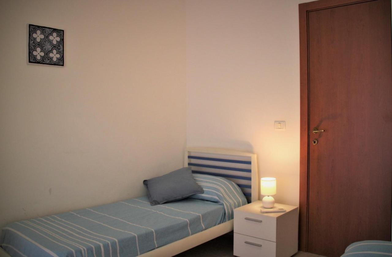 Poseidone Sea Apartment Taormina Мацео Екстериор снимка
